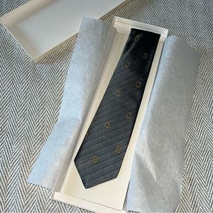 New National Geographic Tie